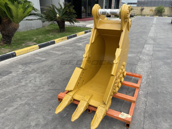 24in Heavy Duty Excavator Bucket fits CAT 324D/E,326/D2/F,329D/E,330D2/F,335F Excavator - EB324CBHD - 24 - 0.52 - Excavator Bucket - Bedrock Attachments