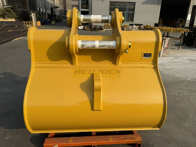 60in Heavy Duty Excavator Bucket fits CAT 330 Excavator D Linkage - EB330DHD - 60 - 1.86 - Excavator Bucket - Bedrock Attachments