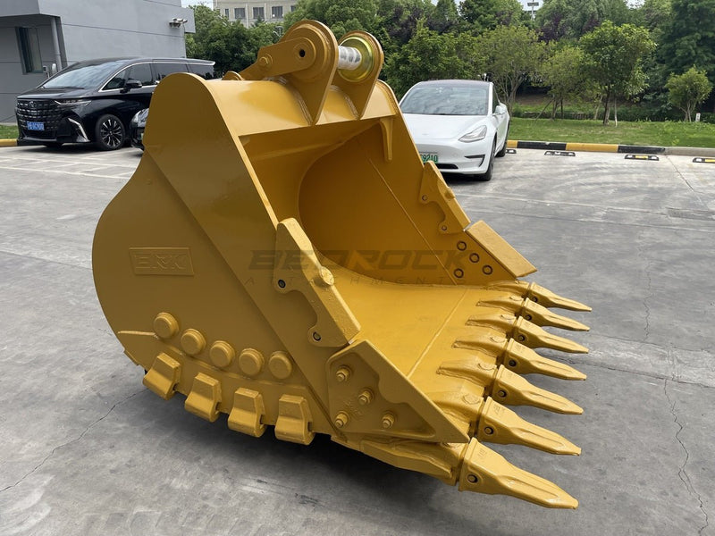 65in Heavy Duty Excavator Bucket fits CAT 324D/E,326D2/F,329D/D2/E,330D2/F,335F Excavator - EB324CBHD - 65 - 1.92 - Excavator Bucket - Bedrock Attachments