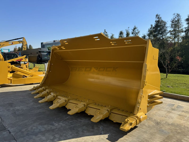 Loader Spade Nose Rock Bucket PIN ON, CAT 992K, 11.5m3, 199in, 5056mm - WLRB992PO - 199 - 11.5 - Loader Bucket - Bedrock Attachments