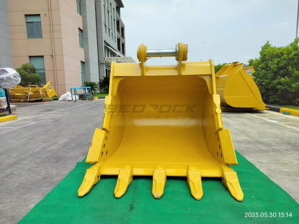 54in General Purpose Excavator Bucket fits CAT 330 Excavator - Bedrock ...